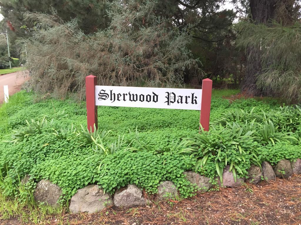Sherwood Park Bed And Breakfast Somerville Екстериор снимка